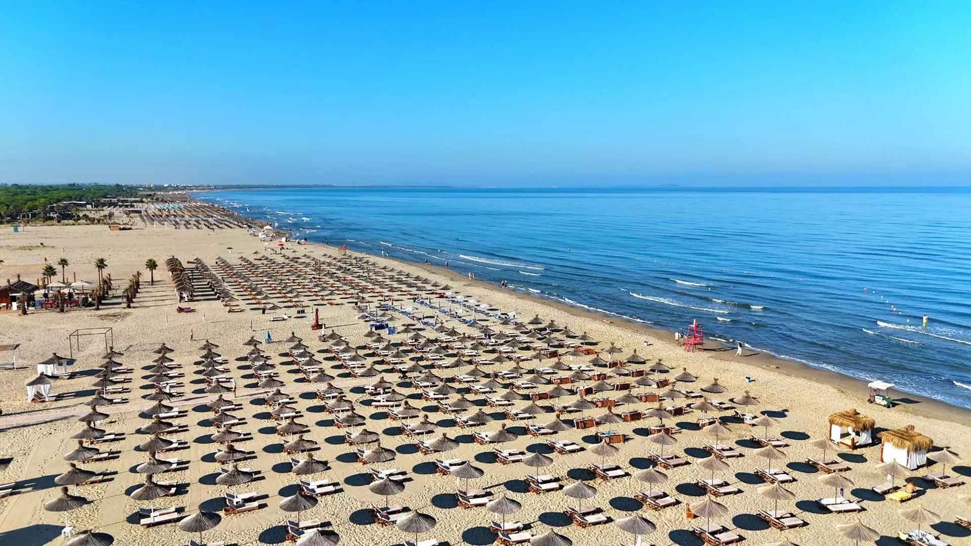 Sandy Beach Apartment - 291 Durrës